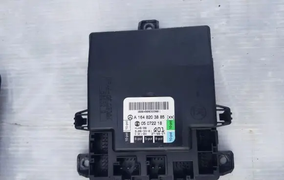 Mercedes-Benz R W251 Door control unit/module A1648203885