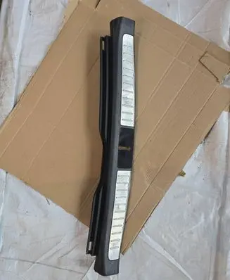 Toyota Avensis T250 Trunk/boot sill cover protection 5838705090