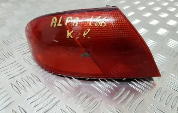 Alfa Romeo 166 Rear/tail lights