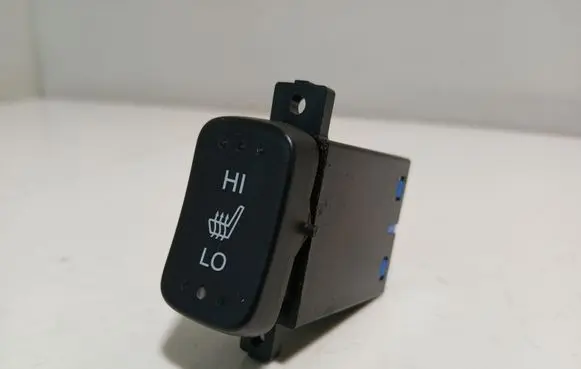 Honda CR-V Seat heating switch M33026