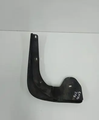 Skoda Octavia Mk2 (1Z) Front mudguard