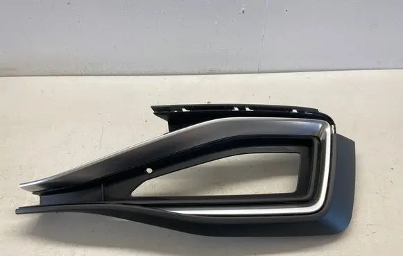 Front bumper lower grill