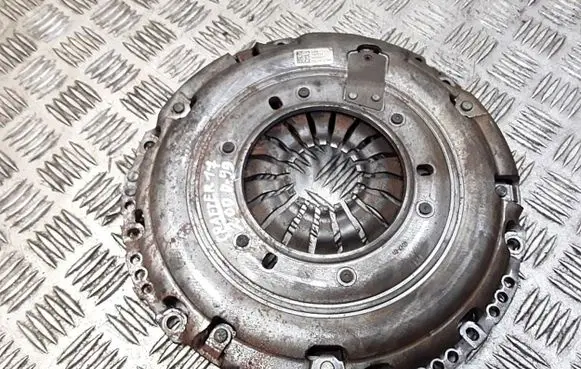 Volkswagen Crafter Pressure plate 04l141015p