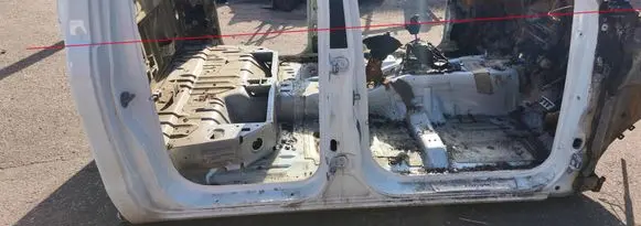 Front sill (body part)