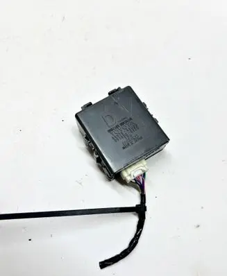 Toyota RAV 4 (XA40) Door control unit/module 8597042020 0515004420