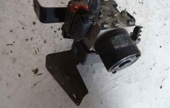 Hyundai Santa Fe ABS Pump 5890026150