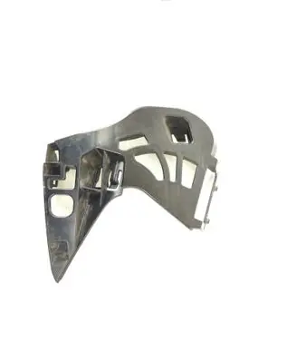 BMW 5 G30 G31 Front bumper mounting bracket 7385348