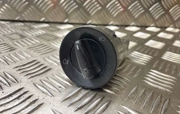 Volkswagen PASSAT B5 Light switch