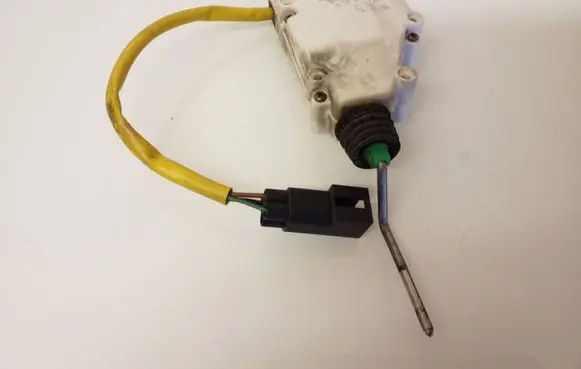 Mercedes-Benz C AMG W203 Central locking motor 7M0959775C 404155