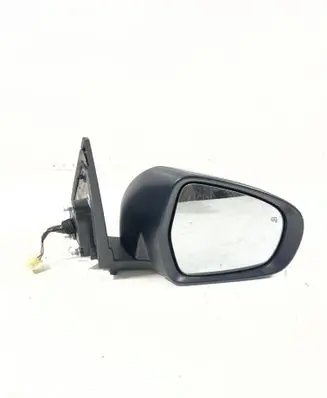 Suzuki Vitara (LY) Front door electric wing mirror 7901105 8470254PA1