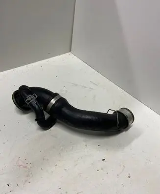Porsche Macan (95B) Breather hose/pipe 95B145833 14049543