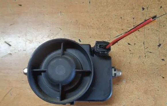 Ford Kuga I Alarm system siren 2M5V19G229CA