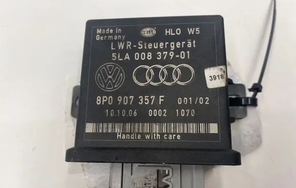 Audi A4 S4 B7 8E 8H Light module LCM 8P0907357F