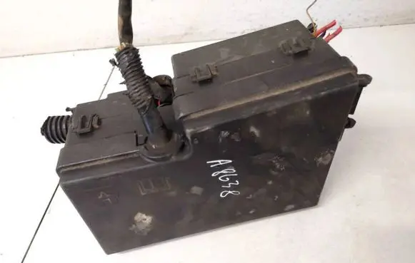 Ford Focus Fuse box set 3m5t14a142ab 3m5t-14a142-ab