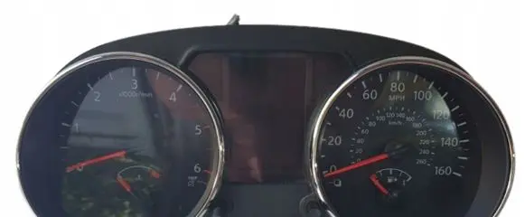 Nissan Qashqai Speedometer (instrument cluster) 145TYS