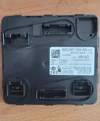 Audi A4 S4 B9 Comfort/convenience module 8W0907064AB