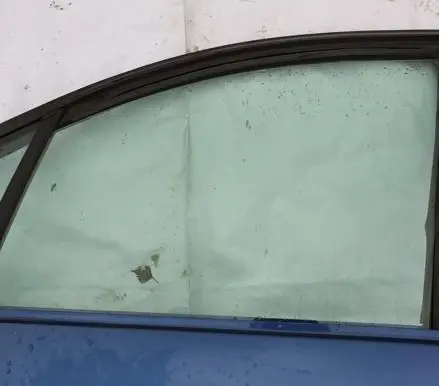 Fiat Ulysse Front door window glass four-door
