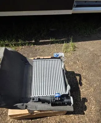Citroen Jumpy Intercooler radiator 9831954880 P9806562182 9806562182