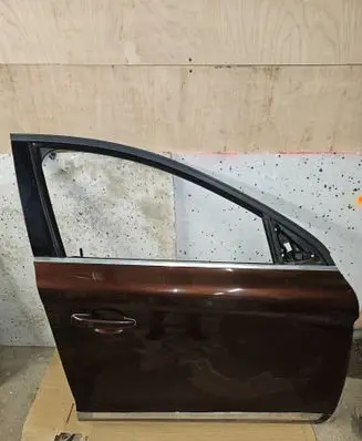 Volvo XC60 Front door