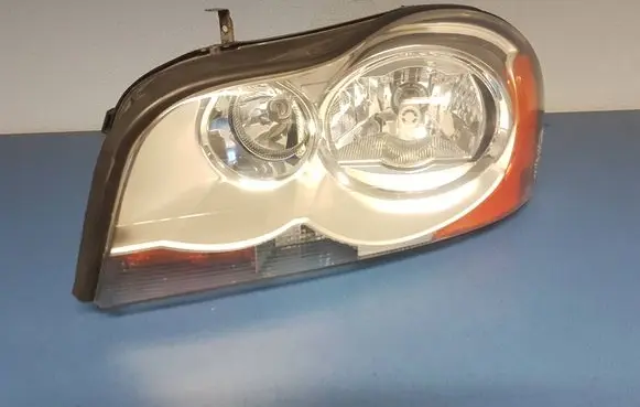 Volvo XC90 Headlight/headlamp 30698813 89900298