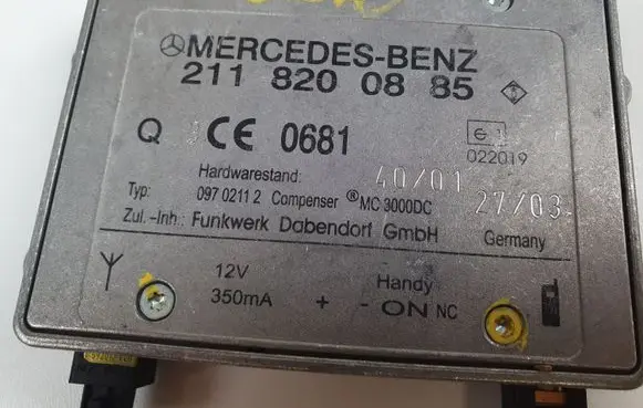 Mercedes-Benz E W211 Antenna control unit 2118200885