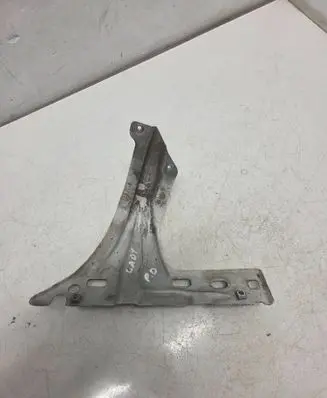 Volkswagen Caddy Fender mounting bracket 