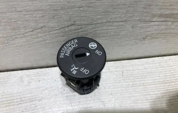 BMW X1 F48 F49 Passenger airbag on/off switch 9483731