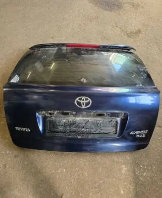 Toyota Avensis T250 Tailgate/trunk/boot lid 
