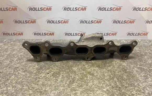 Honda CR-V Exhaust manifold