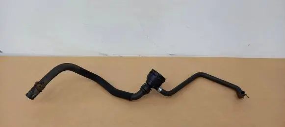 BMW i3 Engine coolant pipe/hose 7616035