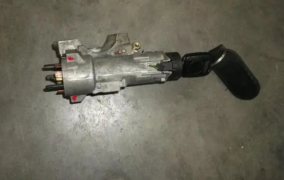 Skoda Octavia Mk1 (1U) Ignition lock