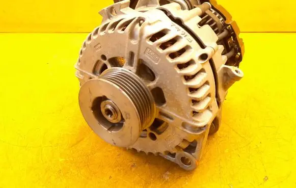 Peugeot 308 Generator/alternator 9852039280