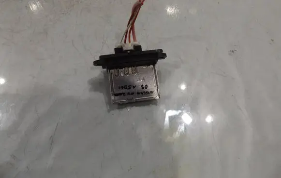Nissan NV200 Heater blower motor/fan resistor