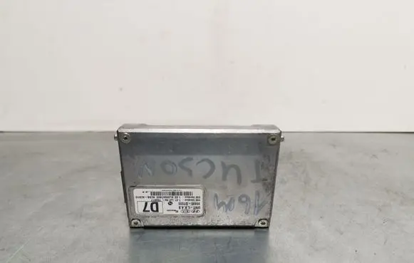 Hyundai Tucson TL Windshield/windscreen camera 95895D7000
