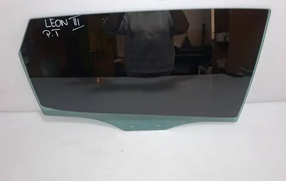 Seat Leon (5F) Rear door window glass 43R004524 DOT200M90AS3 E000191