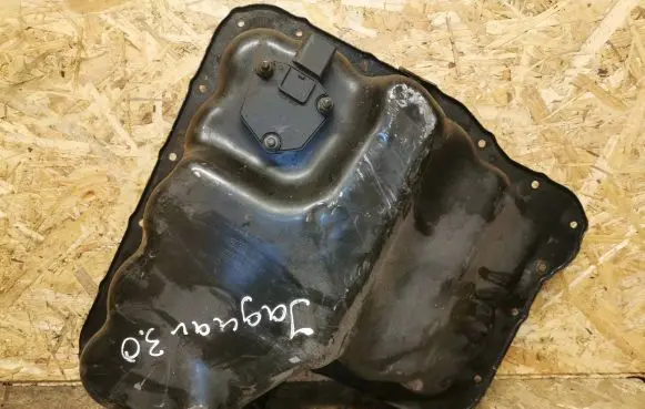 Jaguar XF Oil sump 9X2Q6675CB W235X 180811