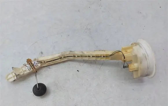 Audi A8 S8 D2 4D Fuel level sensor 4D0919051B