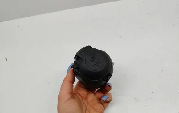 Audi Q7 4L Tow ball cover/cap 7H0945505C
