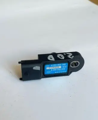 Nissan Qashqai Air pressure sensor 0281002740 H8200185545 8200292433
