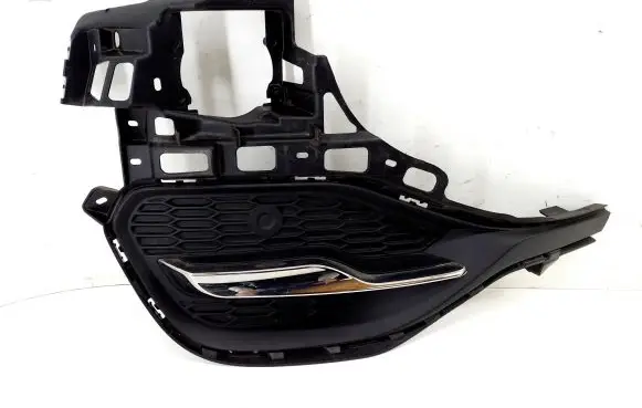Opel Grandland X Front grill YP00028777 P1U051728