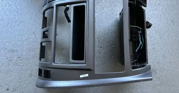 Hyundai Terracan Center console decorative trim 84550H1610