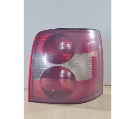 Volkswagen PASSAT B5.5 Rear/tail lights