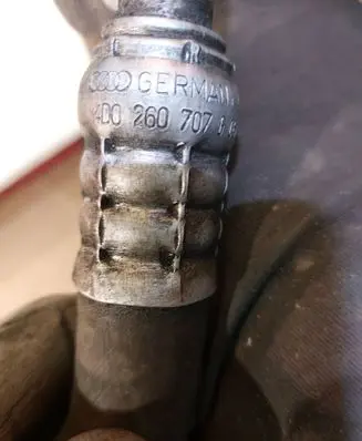Audi A8 S8 D2 4D Air conditioning (A/C) pipe/hose 4D0260707G