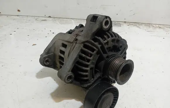 BMW 5 E60 E61 Generator/alternator 82155A 7541694 0124525080