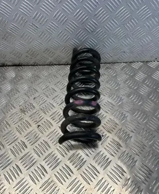 Mercedes-Benz C W204 Rear coil spring