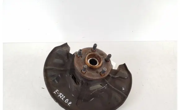 Toyota Avensis T250 Front wheel hub