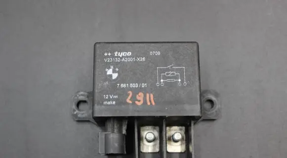 BMW 5 E60 E61 Other relay 7661503 0709 23132A2001326