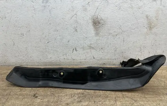 Audi A7 S7 4G Fender end trim 4G8821111A 4G8821112A
