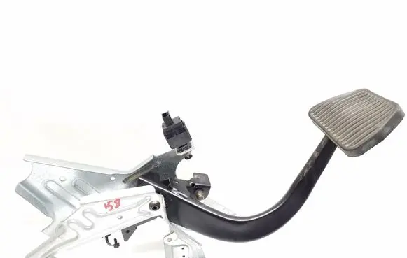 Volvo XC90 Brake pedal 8622064