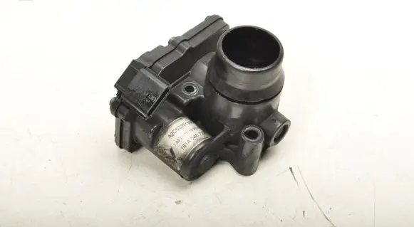 Renault Scenic III - Grand scenic III Electric throttle body valve A2C53351598